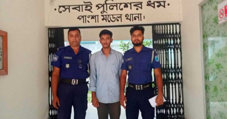 সহপাঠিকে ধর্ষণের অভিযোগে যুবক গ্রেফতার  