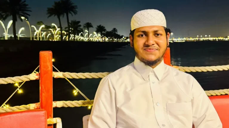 ‘আপাতত থেমে গেলাম, বারবার পোস্ট ও আলোচনা সময় এবং সম্মান—দুটোই নষ্ট করে’