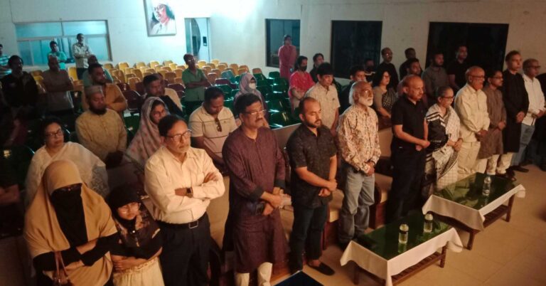 দৌলতদিয়ায় বাসডুবি: নিহতদের স্মরণে রাজবাড়ীতে কান্নাভেজা শোকসভা