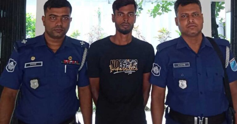 পাংশার ‘চাঁদাবাজ’ সালমান গ্রেপ্তার