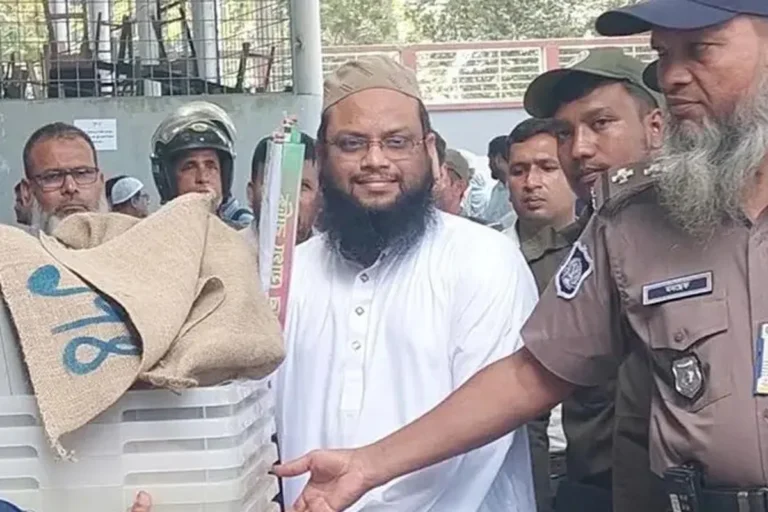 ঠাকুরগাঁও-১ আসনে উপনির্বাচনের ভোটগ্রহণ চলছে