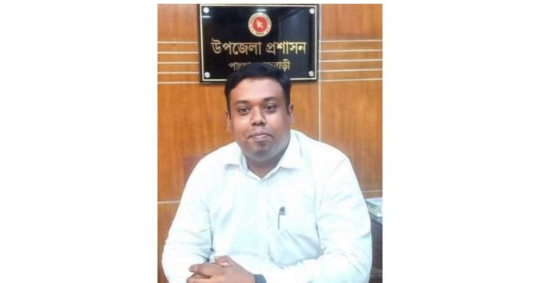 ভূমি সংক্রান্ত সেবায় প্রশংসিত ইউএনও আবু দারদা