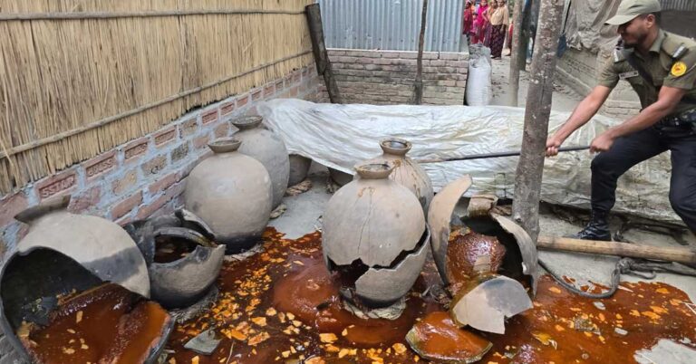 পাংশায় ভেজাল গুড় কারখানায় অভিযান, একজনের কারাদন্ড
