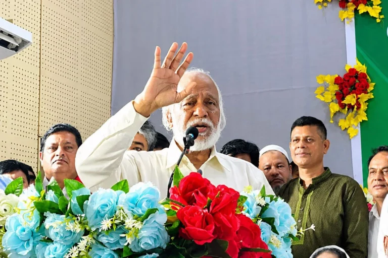 উন্নত জাতি গড়তে শিক্ষাব্যবস্থায় অবহেলা করা যাবে না: মঈন খান