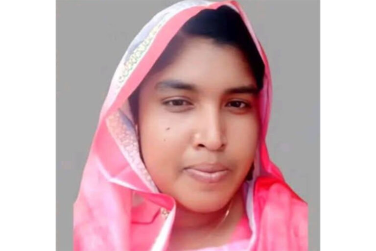 স্বর্ণালঙ্কার-টাকা নিয়ে গৃহবধূ উধাও, আদালতে মামলা