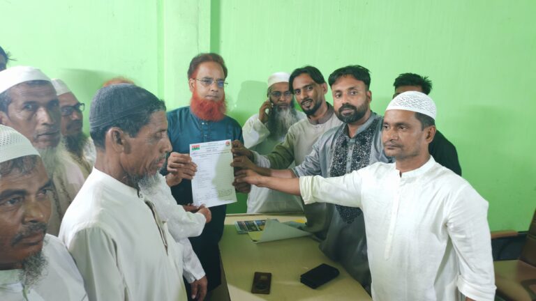 কালুখালীর সাওরাইল ইউনিয়নে বিএনপির চেয়ারম্যান প্রার্থী হতে আনিস মোল্লার মনোনয়ন ফরম সংগ্রহ