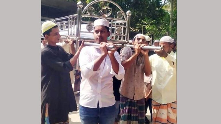 সামরিক আইন জারি : ক্ষমা চাইলেন দক্ষিণ কোরিয়ার প্রেসিডেন্ট