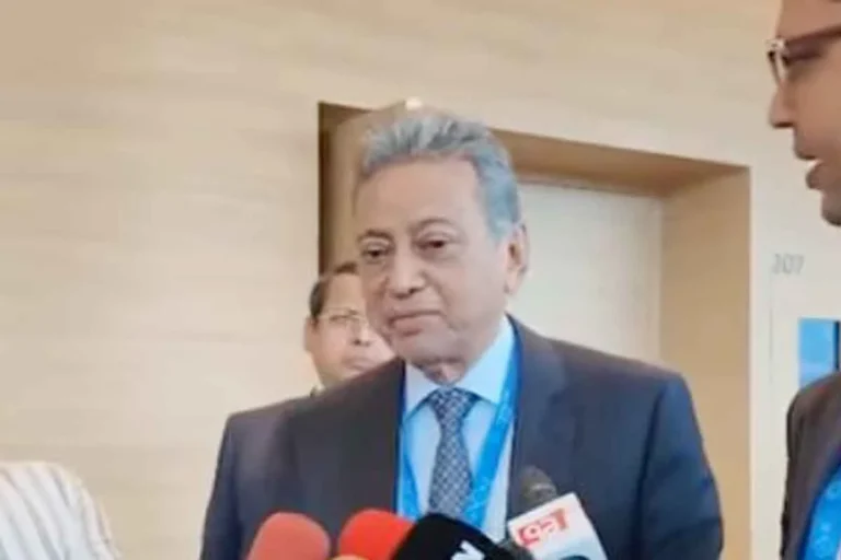 নতুন ঋণচুক্তির বিষয়ে আইএমএফের সঙ্গে আলোচনা এগিয়ে নিচ্ছে বাংলাদেশ